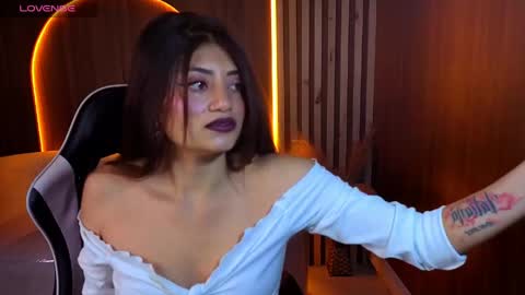 Online 1400 - 2100 online show from 18, 4, 2026