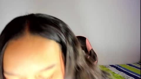 Snapshot of lia_rosse69 chatting on 19, 12, 2025 Lia online show from 19, 12, 2025