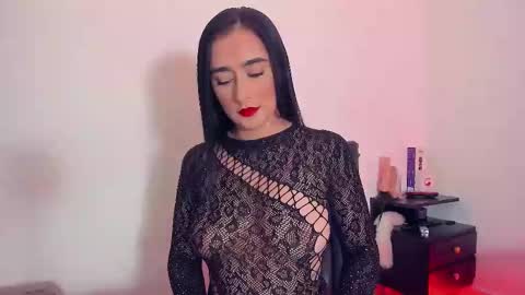 Snapshot of lia_sharlote chatting on 5, 3, 2025 Sharlote online show from 5, 3, 2025