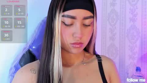 Snapshot of liaa_18 chatting on 20, 12, 2025 Liaa online show from 20, 12, 2025