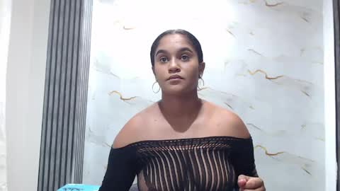 liaa_cams online show from 7, 6, 2026
