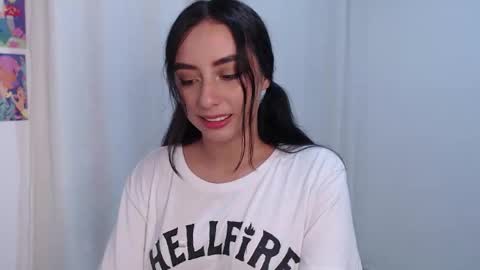 Snapshot of liaa_cute_ chatting on 11, 6, 2026 lia online show from 11, 6, 2026