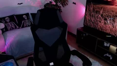 Snapshot of liaa_rodriguezz chatting on 12, 10, 2025 Liaa online show from 12, 10, 2025