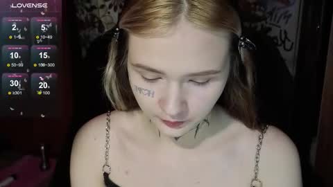 liaaa_li online show from 12, 11, 2025