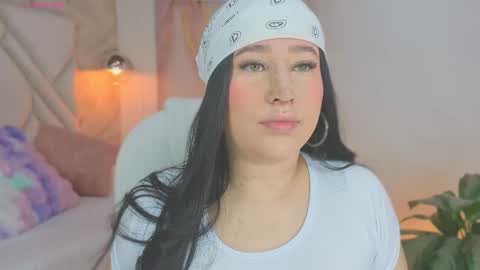 Snapshot of liacox chatting on 10, 9, 2025 Lia Cox online show from 10, 9, 2025