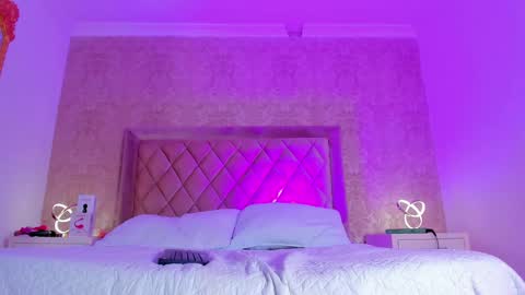 Lia online show from 14, 2, 2025