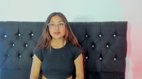 Liah  online show from 9, 11, 2025