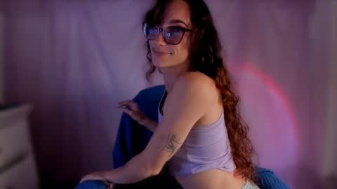 Snapshot of liahilton_ chatting on 9, 5, 2026 lh6 9c online show from 9, 5, 2026