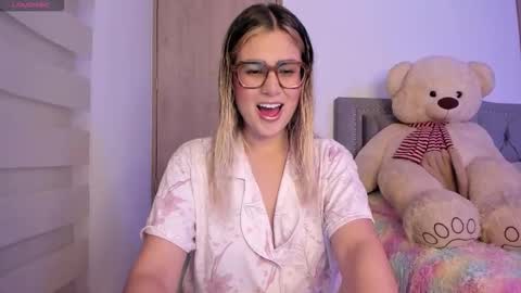 Snapshot of liahkimi chatting on 2, 10, 2025 Lia online show from 2, 10, 2025