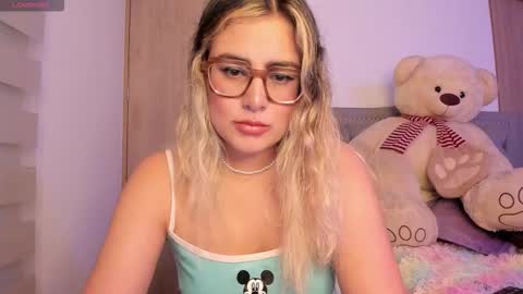 Snapshot of liahkimi chatting on 6, 10, 2025 Lia online show from 6, 10, 2025