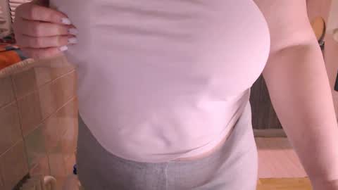 miss Lia  colection for travel online show from 19, 12, 2024