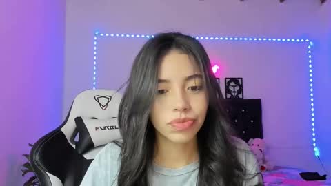 Lia Kent online show from 6, 1, 2025