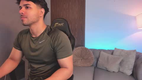 Liam Collins online show from 23, 2, 2026