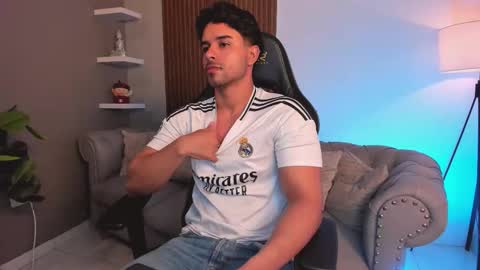 Liam Collins online show from 4, 3, 2026