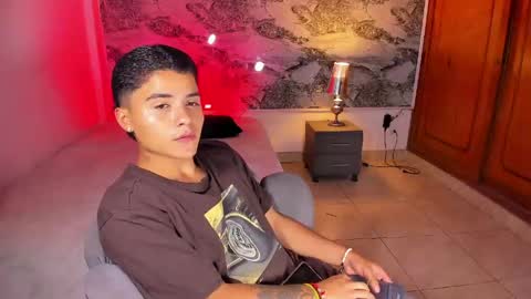Snapshot of liam_dustin chatting on 15, 5, 2026 Liam online show from 15, 5, 2026