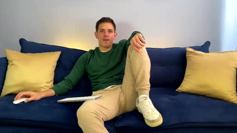 Snapshot of liam_enzho chatting on 12, 2, 2025 Liam online show from 12, 2, 2025