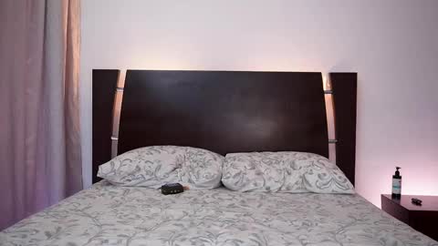 Snapshot of liam_enzho chatting on 12, 3, 2025 Liam online show from 12, 3, 2025