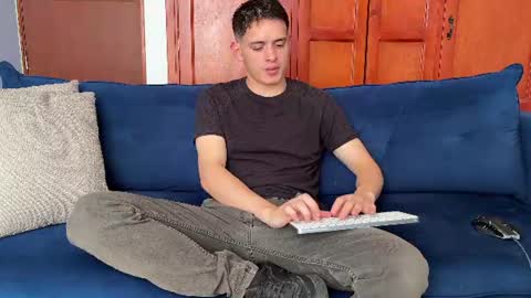 Liam online show from 25, 6, 2026