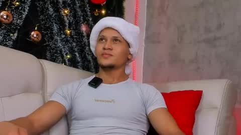 liam_knight online show from 16, 12, 2025