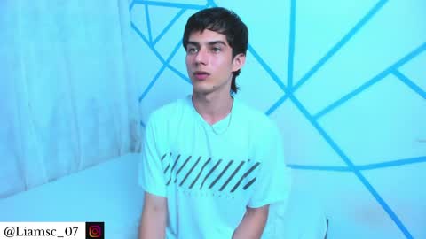 Liam scott77 online show from 10, 4, 2026