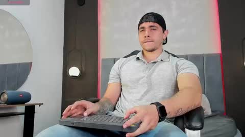 Snapshot of liam_walk chatting on 26, 9, 2025 Liam online show from 26, 9, 2025