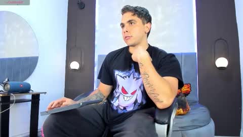 Snapshot of liam_walk chatting on 15, 10, 2025 Liam online show from 15, 10, 2025