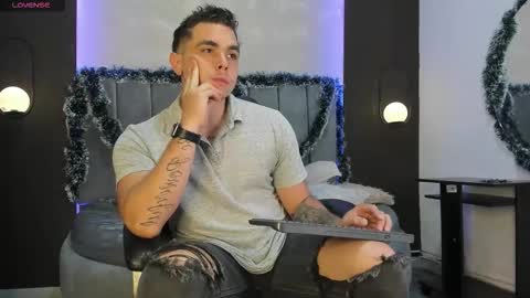 Snapshot of liam_walk chatting on 24, 11, 2025 Liam online show from 24, 11, 2025