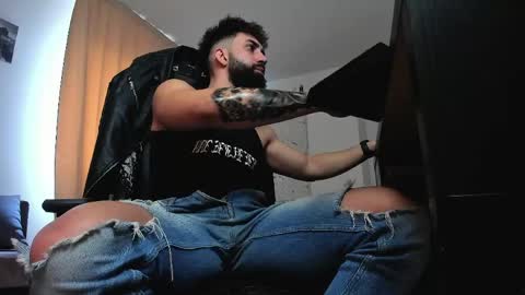 Liam online show from 11, 4, 2026