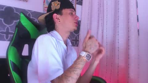 Snapshot of liamblaze chatting on 4, 12, 2025 liamblaze online show from 4, 12, 2025