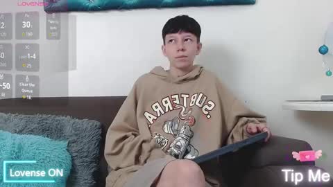 Liam  online show from 1, 12, 2025