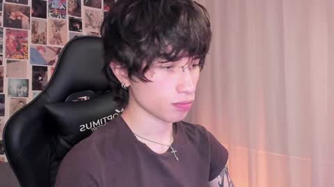 Snapshot of liamelf chatting on 31, 12, 2024 Liam online show from 31, 12, 2024