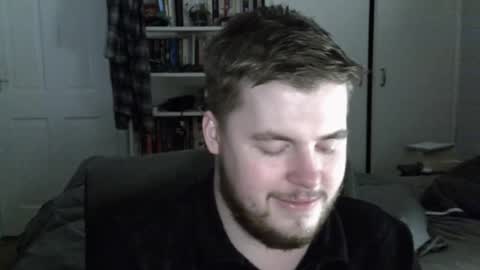 Snapshot of liamfoxx chatting on 30, 11, 2025 Liam Fox online show from 30, 11, 2025