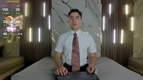 Snapshot of liamnovak chatting on 29, 11, 2025 Liam online show from 29, 11, 2025