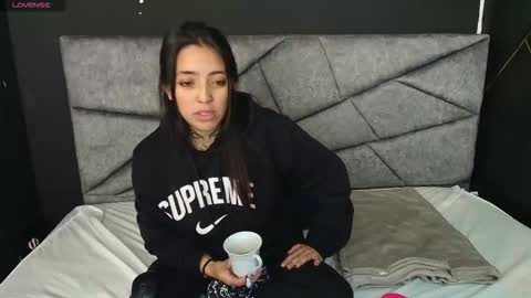 Snapshot of liamonroee_ chatting on 23, 10, 2025 L I A M O N R O E online show from 23, 10, 2025