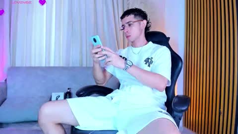 Snapshot of liamvegaa_ chatting on 15, 2, 2026 Liam online show from 15, 2, 2026