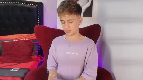 Snapshot of liamwild20 chatting on 22, 9, 2025 liam online show from 22, 9, 2025