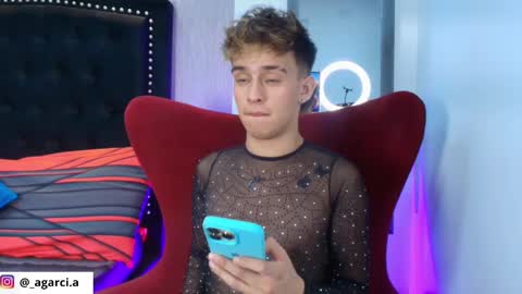 Snapshot of liamwild20 chatting on 29, 9, 2025 liam online show from 29, 9, 2025