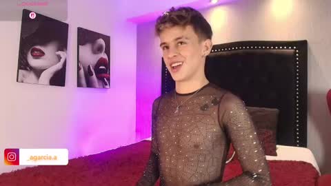 Snapshot of liamwild20 chatting on 7, 11, 2025 liam online show from 7, 11, 2025