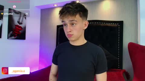 Snapshot of liamwild20 chatting on 30, 11, 2025 liam online show from 30, 11, 2025