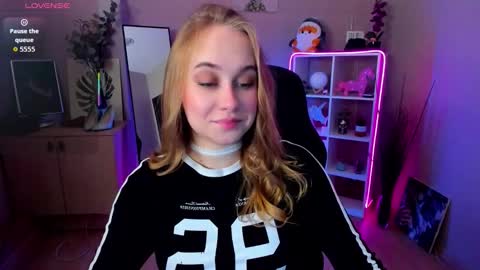 Liana online show from 15, 2, 2026