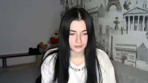 Snapshot of liana_diva chatting on 1, 12, 2024 liana_diva online show from 1, 12, 2024