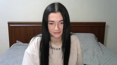 Snapshot of liana_diva chatting on 8, 12, 2024 liana_diva online show from 8, 12, 2024
