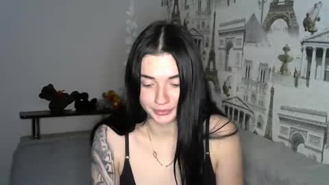 Snapshot of liana_diva chatting on 5, 1, 2025 liana_diva online show from 5, 1, 2025