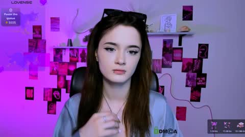 Little Liana  online show from 4, 4, 2026