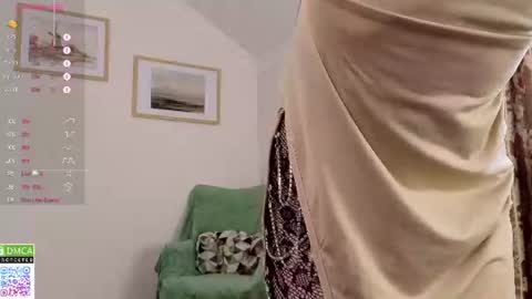 Snapshot of liane_bennet chatting on 14, 6, 2026 Sofia online show from 14, 6, 2026
