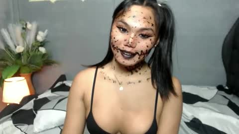 Snapshot of liane_mei chatting on 30, 10, 2025 Liane online show from 30, 10, 2025