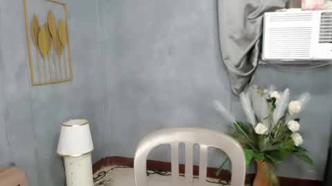 Snapshot of liane_mei chatting on 22, 12, 2025 Liane online show from 22, 12, 2025