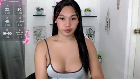 Snapshot of liane_mei chatting on 22, 3, 2026 Liane online show from 22, 3, 2026