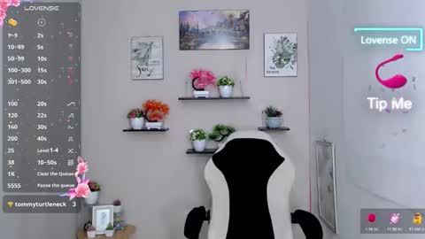 Snapshot of liane_mei chatting on 26, 5, 2026 Liane online show from 26, 5, 2026