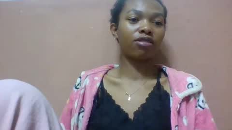 Snapshot of liaraisha chatting on 6, 7, 2026 liaraisha online show from 6, 7, 2026